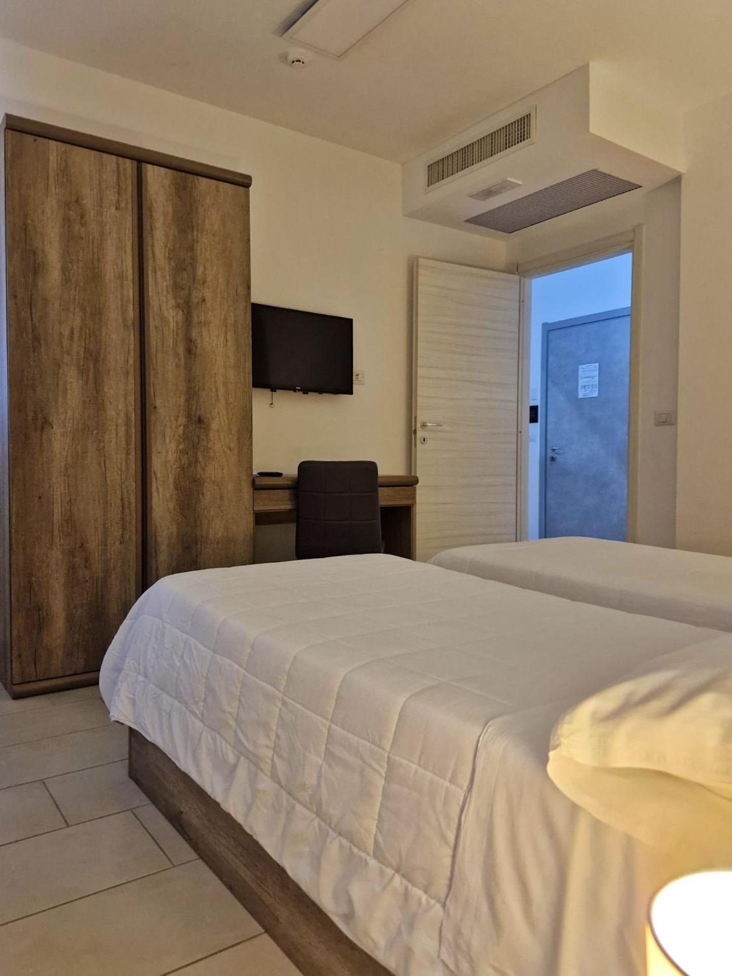 Mansio Residence & Hotel Elmas ภายนอก รูปภาพ
